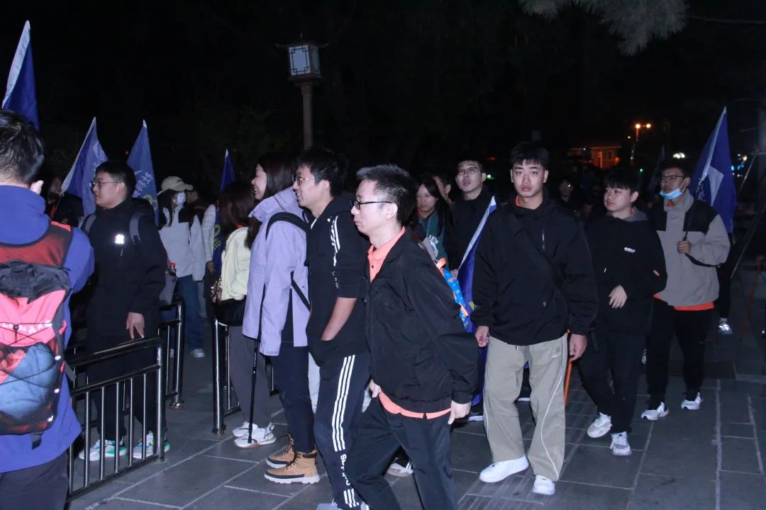 我們一起,頂峰相見