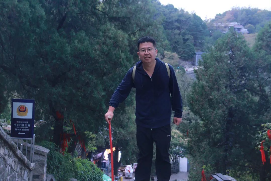 我們一起,頂峰相見