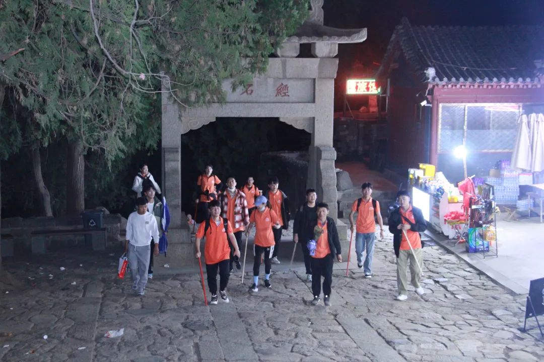 我們一起,頂峰相見